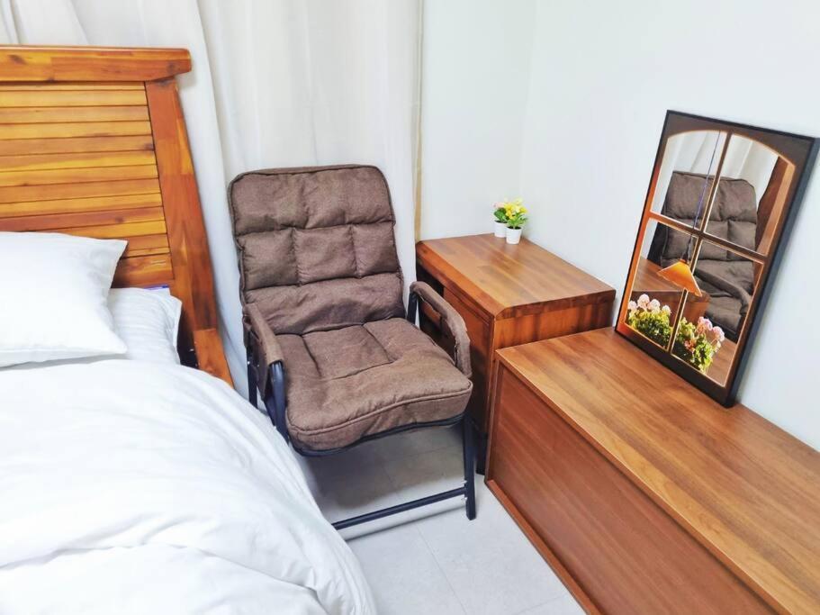 Seoul, 3 Rooms, Gimpo Airport, Free Parking, 1 Pm Check-Out, Super Close To The Station, 10 People, Warm Accommodation, 4 Beds, Hongdae, Jongno, Myeongdong Eksteriør billede